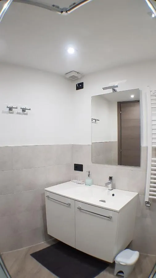 Lisauro Apartment Fieschi Genoa